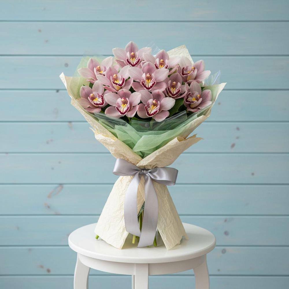 Букет цветов из: Орхидеи и Розы в Никологоры