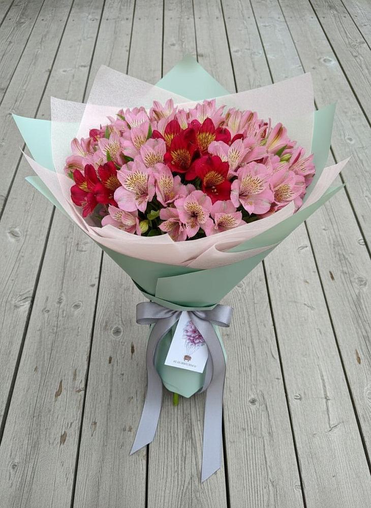 Букет цветов из: Альстромерии в Никологоры