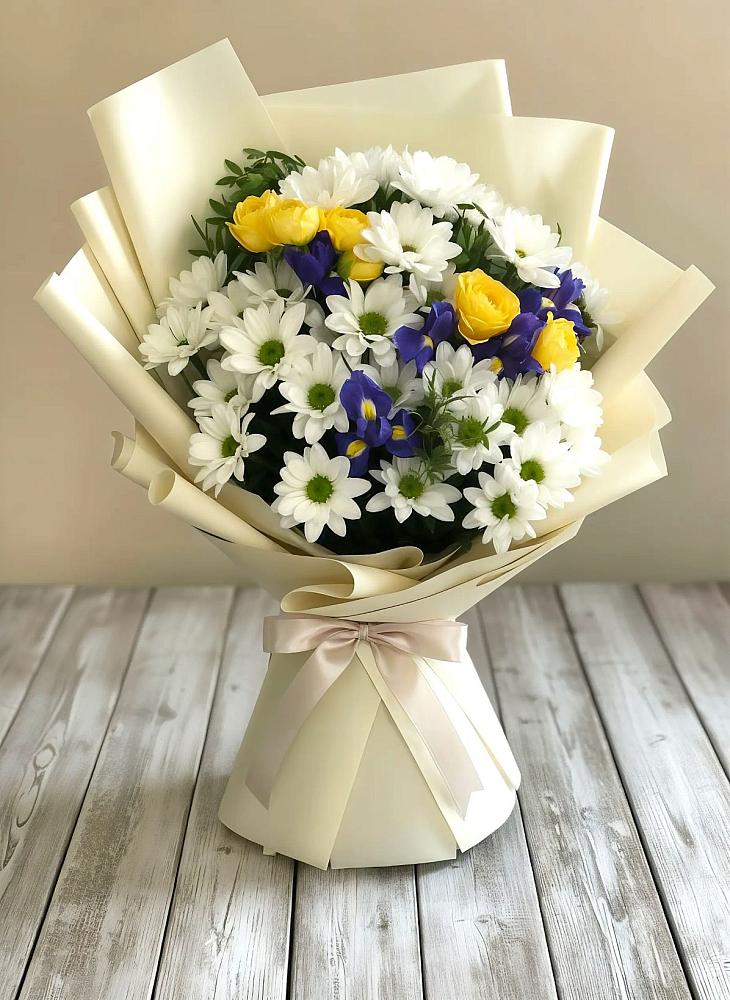 Букет цветов из: Ирисы, Хризантемы и Розы в Никологоры